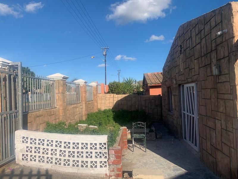 4 Bedroom Property for Sale in Ravensmead Western Cape